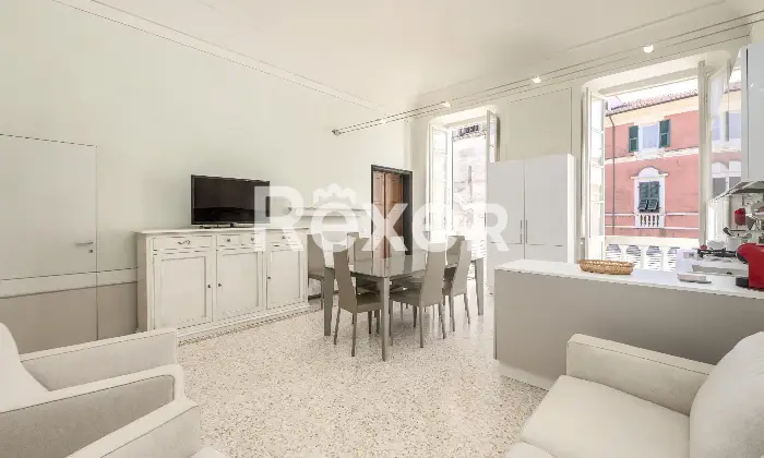 Rexer-Lerici-Prestigioso-immobile-depoca-finemente-ristrutturato-Altro