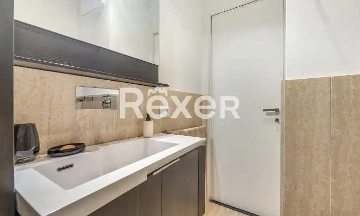 Rexer-Lerici-Prestigioso-immobile-depoca-finemente-ristrutturato-Altro