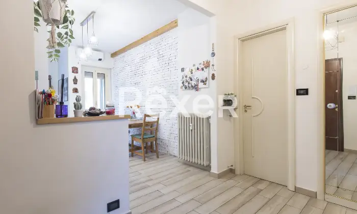 Rexer-Torino-Trilocale-al-secondo-piano-Altro