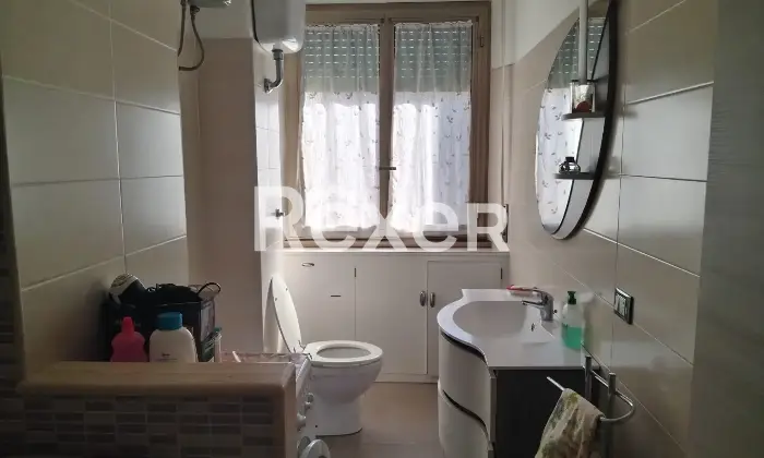 Rexer-Roma-Luminoso-secondo-piano-da-ristrutturare-Altro