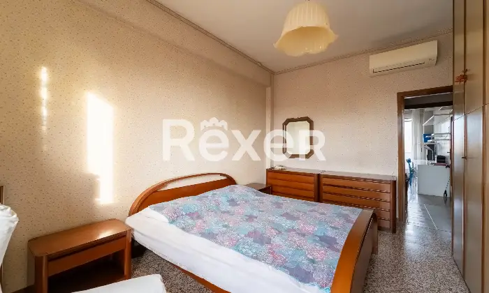 Rexer-Milano-Tre-locali-al-piano-alto-Altro