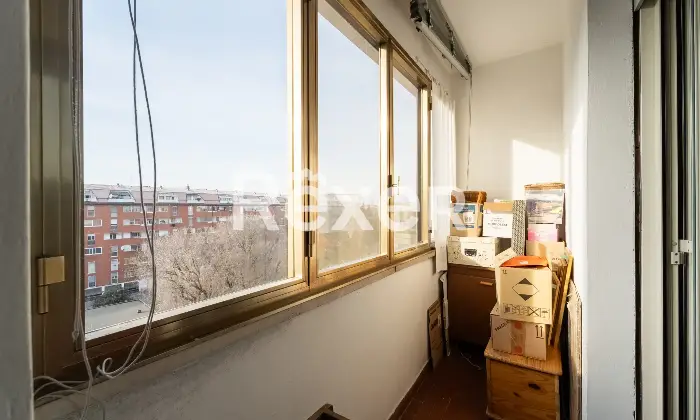 Rexer-Milano-Tre-locali-piano-alto-e-box-Altro