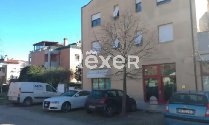 Rexer-Jesi-Filiale-Bancaria-in-vendita-a-Jesi-Altro