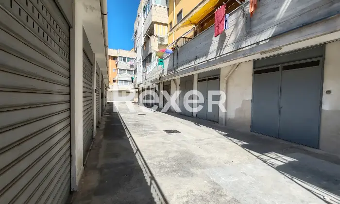 Rexer-Bitonto-Ampio-vani-luminoso-con-box-auto-di-propriet-Zone-comuni