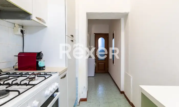 Rexer-Bollate-Bilocale-con-cucina-in-casa-di-corte-Cucina