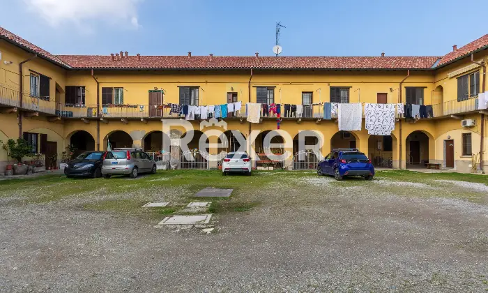 Rexer-Bollate-Bilocale-con-cucina-in-casa-di-corte-Esterno