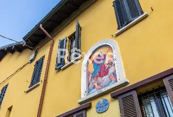 Rexer-Bollate-Bilocale-con-cucina-in-casa-di-corte-Dettagli