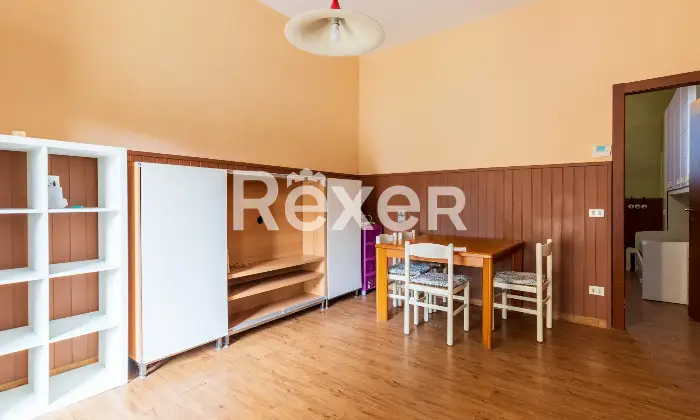 Rexer-Bollate-Bilocale-con-cucina-in-casa-di-corte-Sala