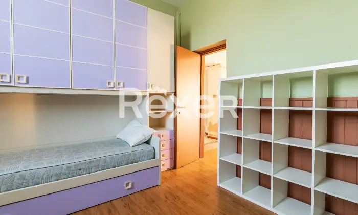 Rexer-Bollate-Bilocale-con-cucina-in-casa-di-corte-Camera