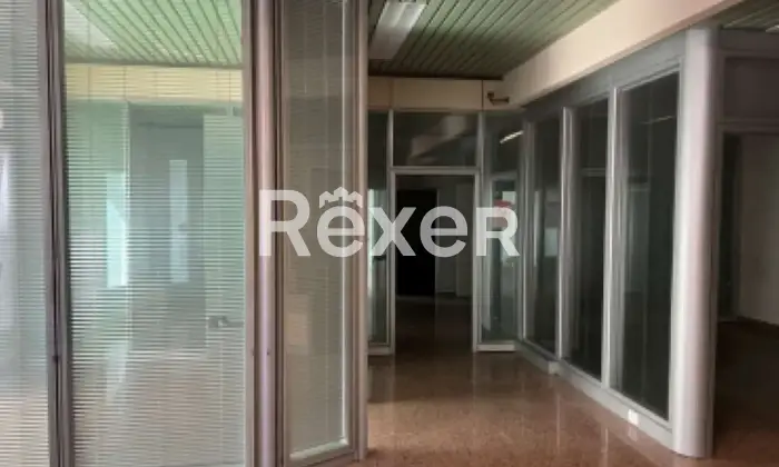 Rexer-Porto-Recanati-Filiale-Bancaria-in-vendita-a-Porto-Recanati-Altro