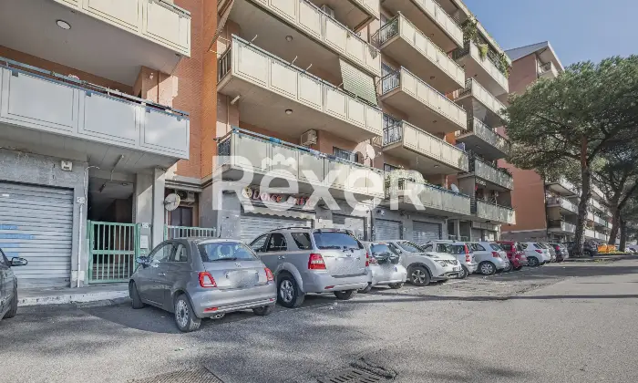 Rexer-Roma-Bilocale-ristrutturato-con-posto-auto-Altro