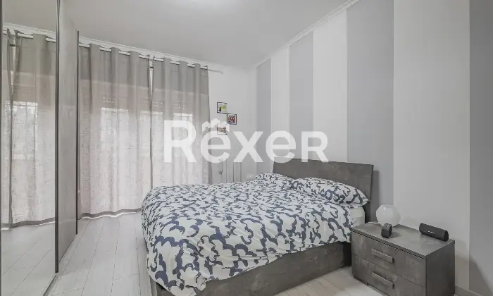 Rexer-Roma-Bilocale-ristrutturato-con-posto-auto-Altro