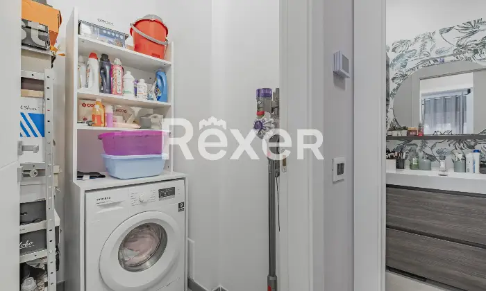 Rexer-Roma-Bilocale-ristrutturato-con-posto-auto-Altro