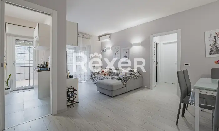 Rexer-Roma-Bilocale-ristrutturato-con-posto-auto-Altro