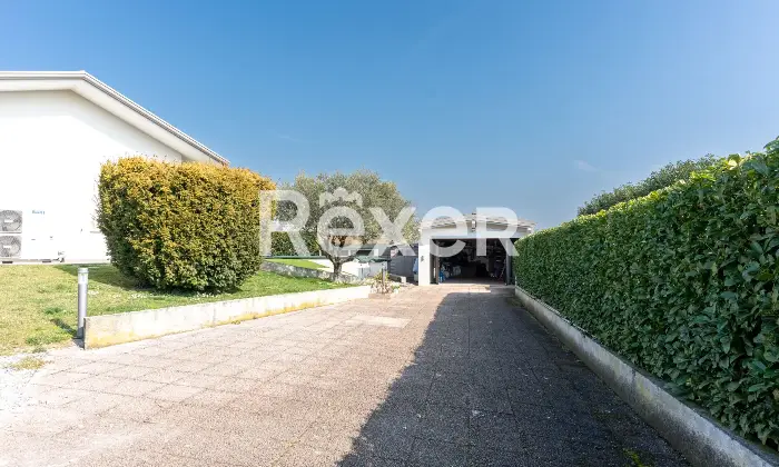 Rexer-Capodimonte-Castenedolo-Capo-di-Monte-Villa-singola-Altro