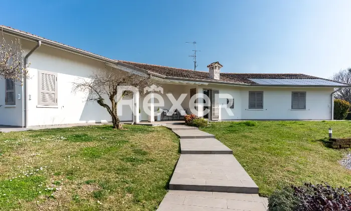 Rexer-Capodimonte-Castenedolo-Capo-di-Monte-Villa-singola-Altro