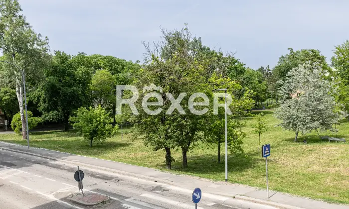 Rexer-Bologna-Appartamento-con-cantina-garage-e-posto-auto-Altro