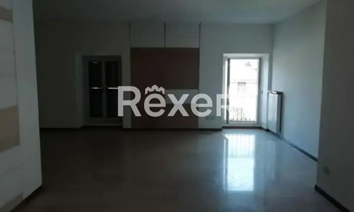 Rexer-Clusone-Appartamento-e-locale-commerciale-in-vendita-Altro