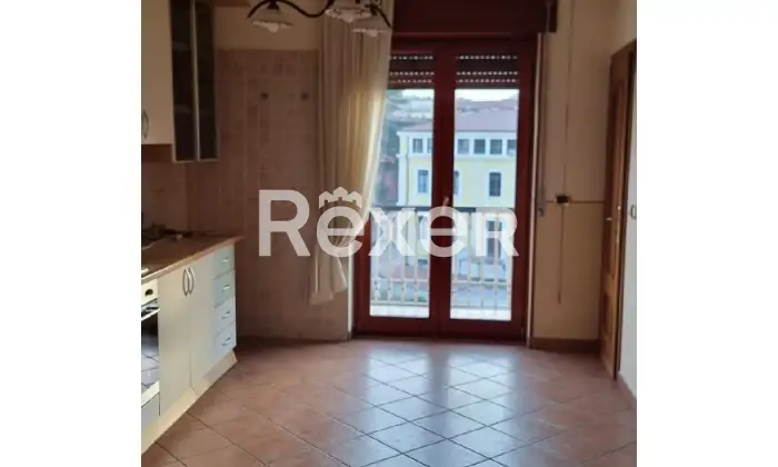 Rexer-Atripalda-Ampia-metratura-con-quasi-mq-di-balconate-vivibili-Altro