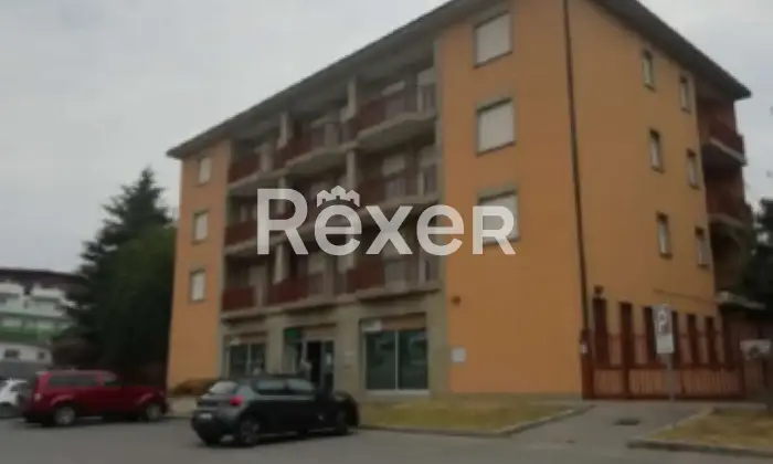Rexer-Albano-SantAlessandro-Stabile-Palazzo-in-vendita-a-Albano-SantAlessandro-Altro