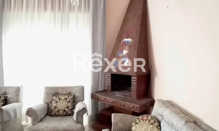 Rexer-Viterbo-Appartamento-di-ampie-dimensioni-Altro