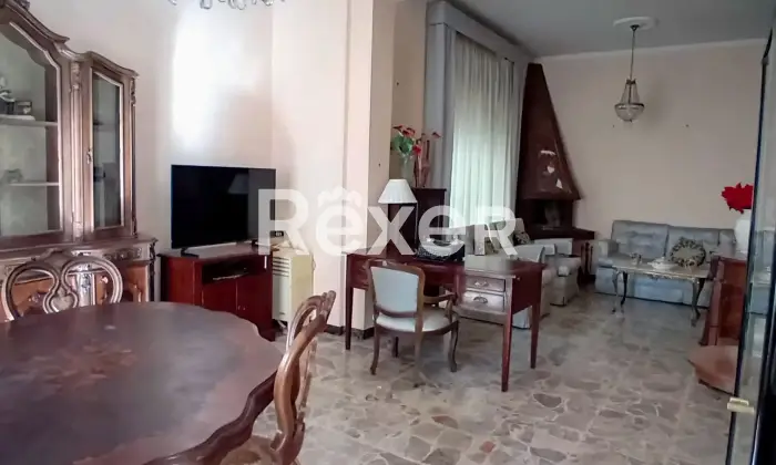 Rexer-Viterbo-Appartamento-di-ampie-dimensioni-Altro