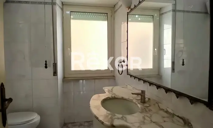 Rexer-Viterbo-Appartamento-di-ampie-dimensioni-Altro