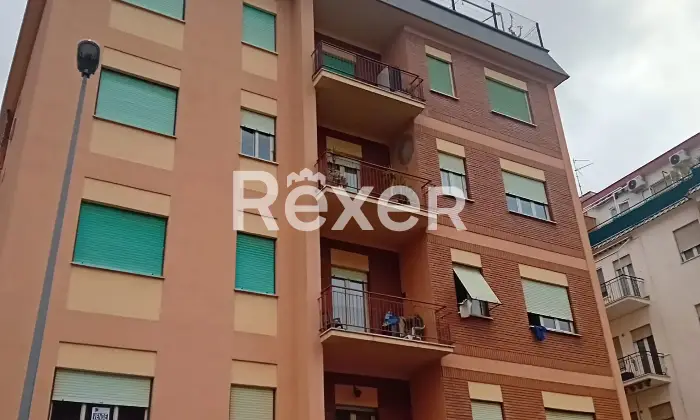 Rexer-Viterbo-Appartamento-di-ampie-dimensioni-Altro