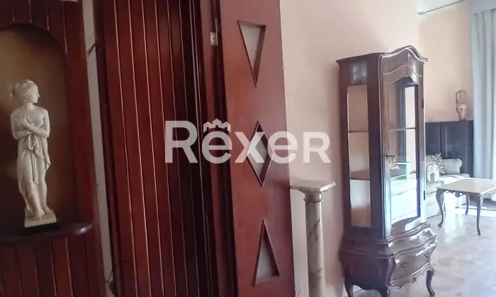 Rexer-Viterbo-Appartamento-di-ampie-dimensioni-Altro