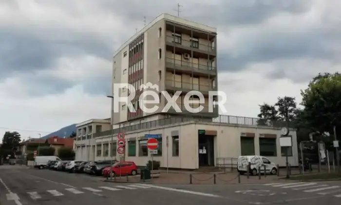 Rexer-Alm-Stabile-Palazzo-in-vendita-a-Alm-Altro