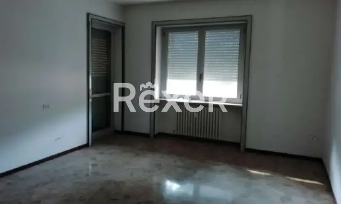 Rexer-Alzano-Lombardo-Stabile-Palazzo-in-vendita-a-Alzano-Lombardo-Altro