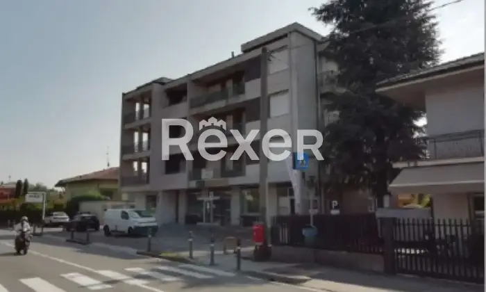 Rexer-Scanzorosciate-Appartamenti-con-cantine-e-box-auto-Altro
