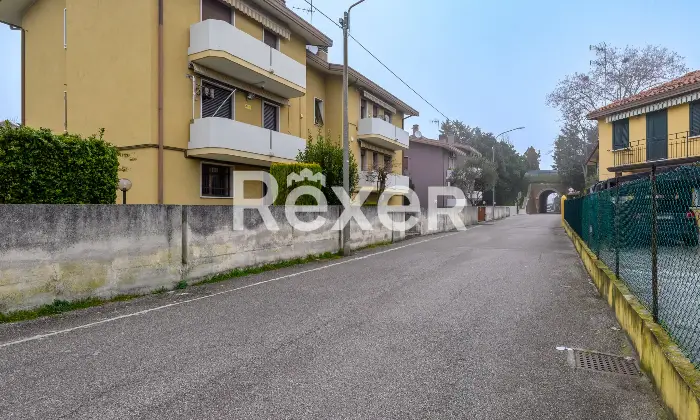 Rexer-Spinea-Appartamento-due-camere-due-bagni-Altro