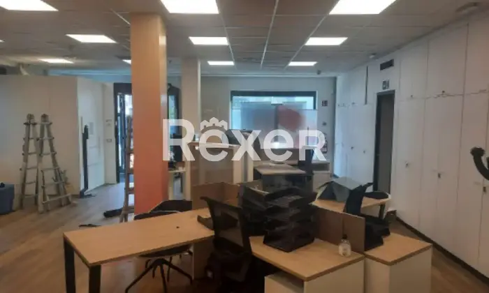 Rexer-Villa-dAdda-Filiale-Bancaria-in-vendita-a-Villa-dAdda-Altro