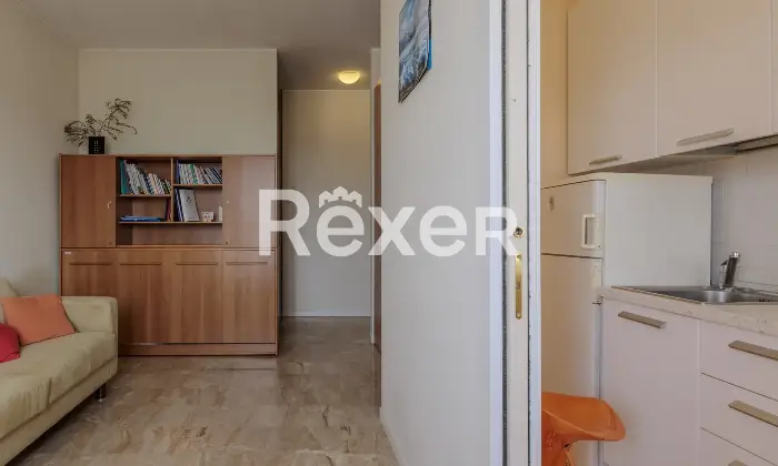 Rexer-Bergamo-MONOLOCALE-ULTIMO-PIANO-CENTRO-BERGAMO-Altro