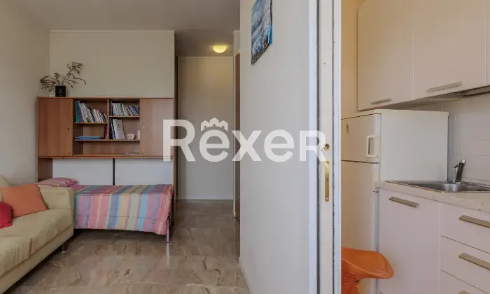 Rexer-Bergamo-MONOLOCALE-ULTIMO-PIANO-CENTRO-BERGAMO-Altro