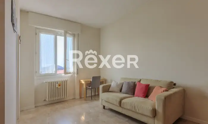 Rexer-Bergamo-MONOLOCALE-ULTIMO-PIANO-CENTRO-BERGAMO-Altro