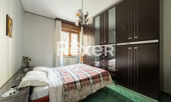 Rexer-Milano-Trilocale-con-doppi-balconi-e-cantina-Camera-da-letto-matrimoniale