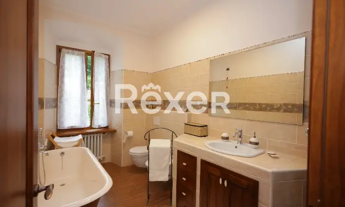 Rexer-Parma-Villa-storica-in-Fraz-Santa-Maria-del-Taro-Altro