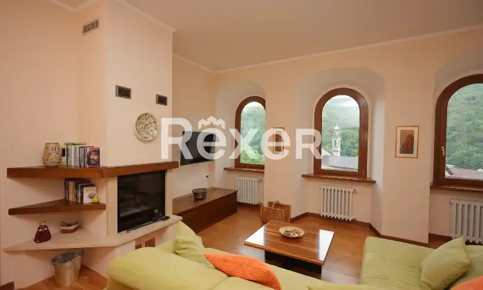 Rexer-Tornolo-Villa-storica-in-Fraz-Santa-Maria-del-Taro-Altro