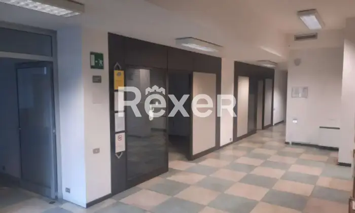 Rexer-Bonate-Sotto-Filiale-Bancaria-in-vendita-a-Bonate-Sotto-Altro