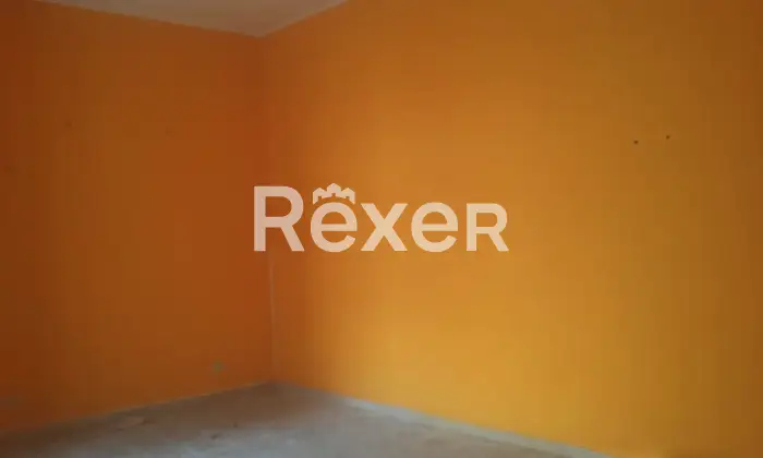 Rexer-Augusta-Appartamento-indipendente-a-piano-terra-da-ristrutturare-Altro