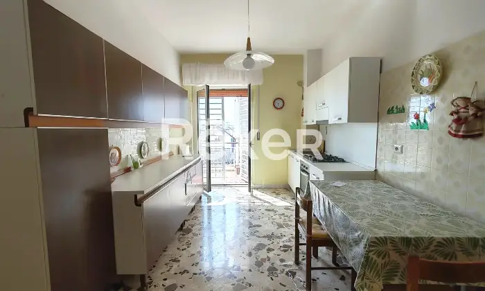 Rexer-Triggiano-Luminoso-appartamento-con-tripla-esposizione-in-VIa-Monti-Triggiano-BA-Altro