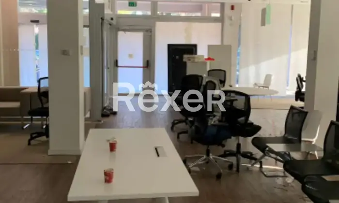 Rexer-Forl-Filiale-Bancaria-in-vendita-a-Forl-Altro