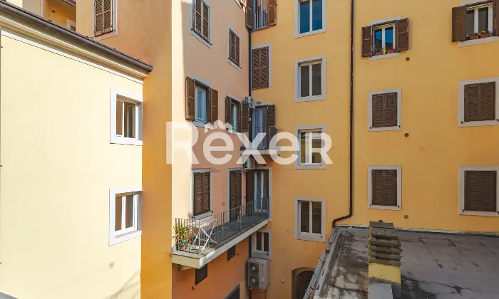 Rexer-Trieste-Appartamento-in-palazzo-depoca-Altro