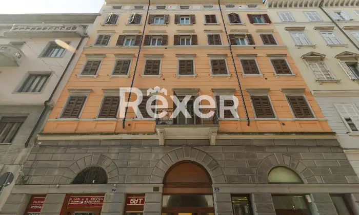Rexer-Trieste-Appartamento-in-palazzo-depoca-Altro