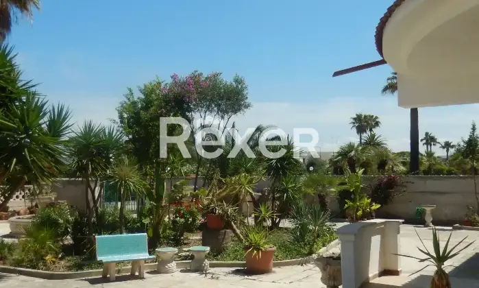 Rexer-Giovinazzo-Vendesi-villa-singola-con-terrazza-e-giardino-vista-mare-Terrazzo