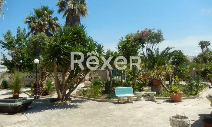 Rexer-Giovinazzo-Vendesi-villa-singola-con-terrazza-e-giardino-vista-mare-Terrazzo