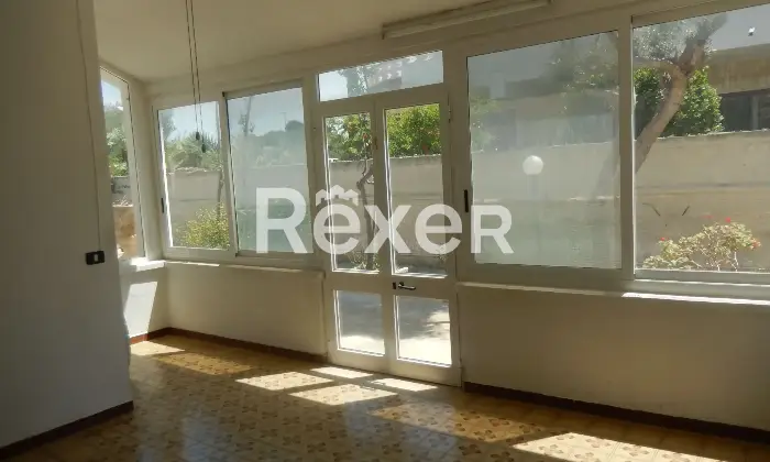 Rexer-Giovinazzo-Vendesi-villa-singola-con-terrazza-e-giardino-vista-mare-Altro