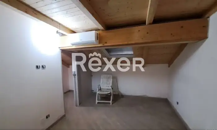 Rexer-San-Giovanni-Casa-singola-bagni-con-cortile-e-deposito-San-Giovanni-Montebello-Altro